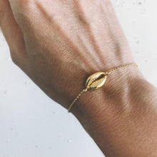 Load image into Gallery viewer, World Map Bracelets For Women Travel Jewellery Rose Gold Chain Friendship Sister Gifts Globe Bracelet Femme BFF